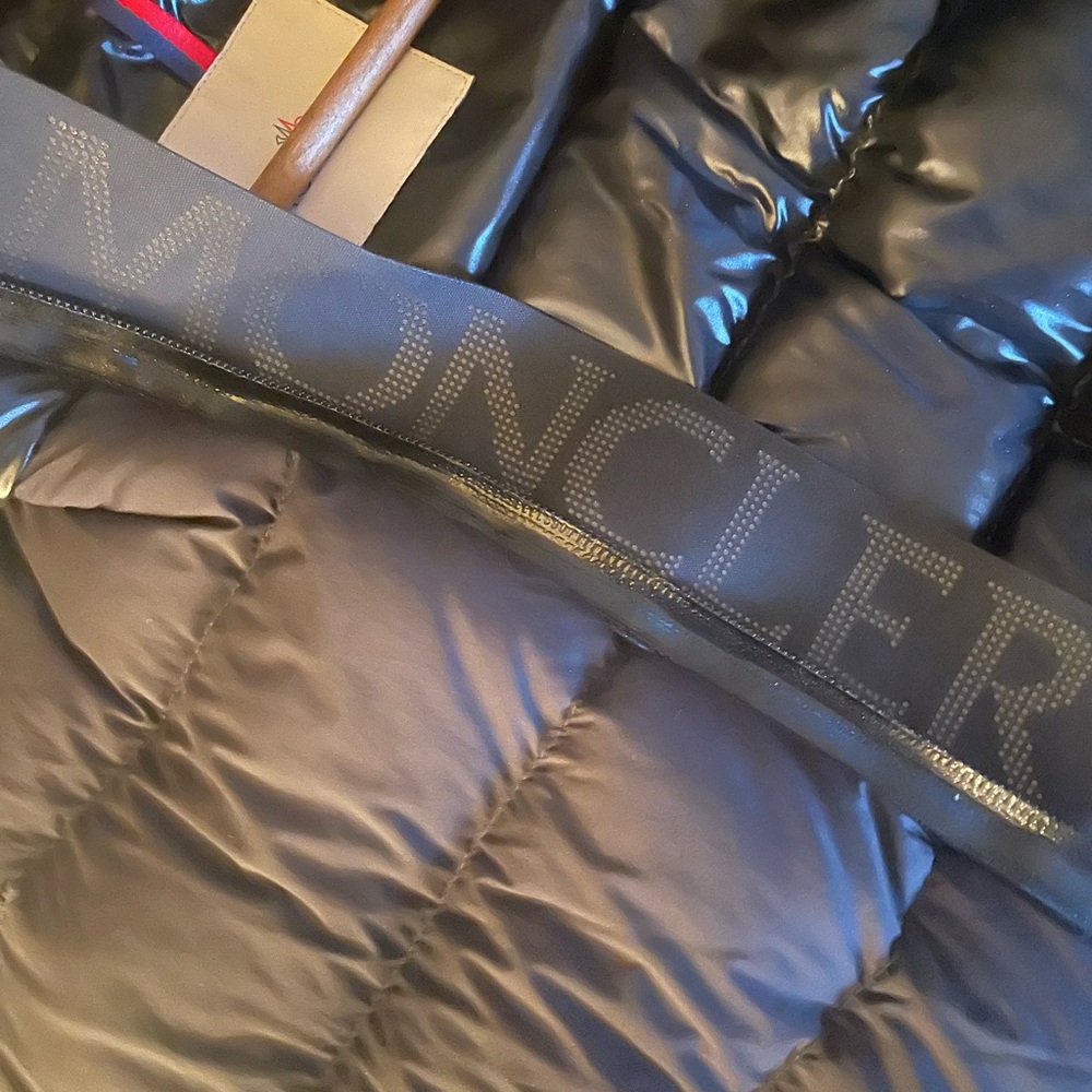 Moncler jacket - Picture 6 of 7
